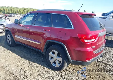 2013 Jeep Grand Cherokee Laredo z USA, uszkodzony, nr VIN 1C4RJFAG3DC537632